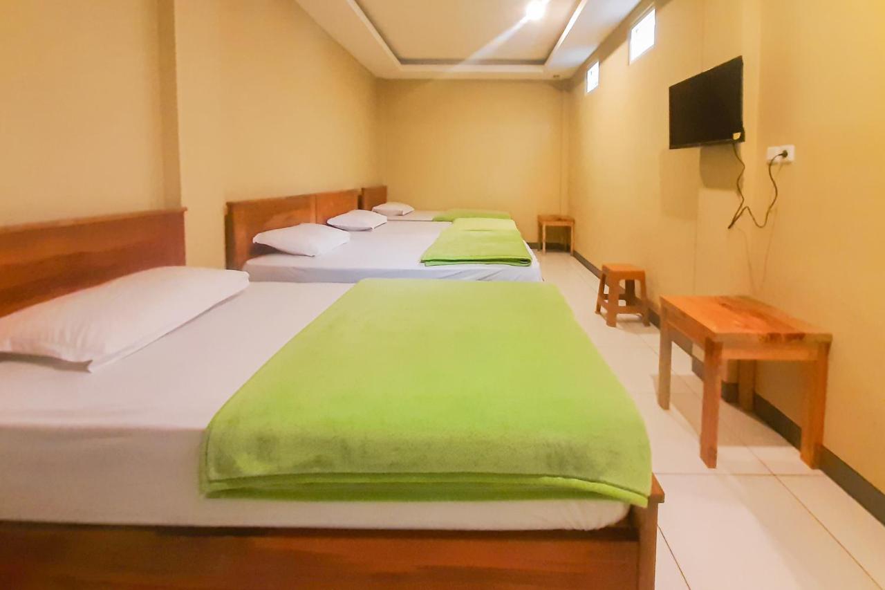 Delvia Bromo Homestay Mitra Reddoorz Pasuruan Exterior foto